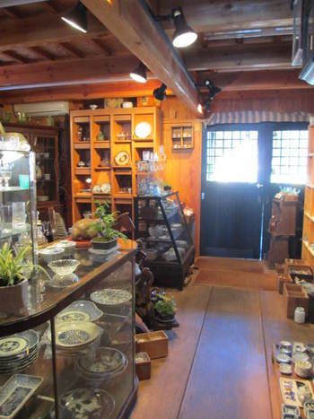 奥琵琶湖のアンティーク・カフェ