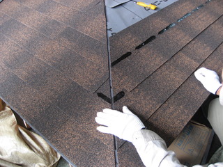 またまたシングル屋根材の施工研修です。