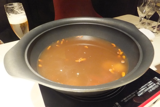 梅田　「キハチ」　中国やモンゴルの鍋料理をインスパイアされたキハチ鍋