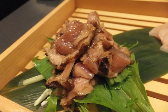 梅田・北新地　「シャブリベイビー」　鶏の焼き盛合せがお得で旨い！