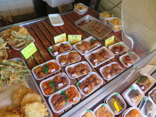神戸・住吉　「フライショップ　ビザン」　お好みの天ぷらやフライを弁当にしてテイクアウト出来ます！