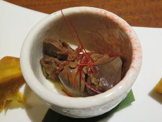 北浜　「軍鶏十番」　濃厚な味わいが楽しめる近江軍鶏のすき焼きコース！