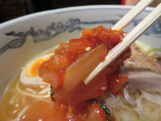 吹田・江坂　「麺屋　六三六」　暑い夏には夏期限定のにぼし冷麺と大根焼きめし！　