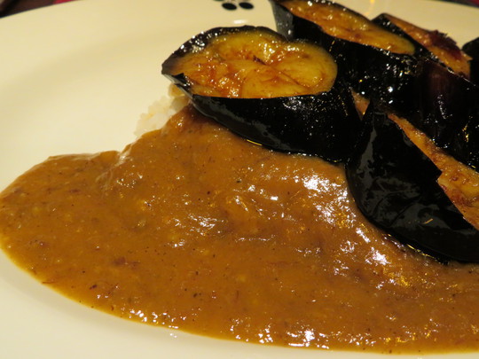心斎橋・南船場　「Kusaka Curry（クサカカレー）」　揚げとろ茄子秘伝のタレ煮カレーの茄子がメチャクチャ旨い！