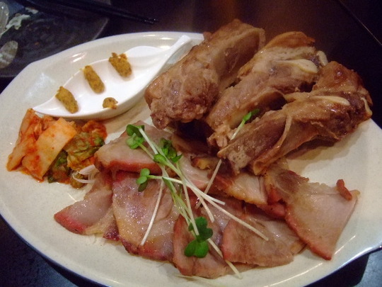 福島　「ホルモン鍋 なす」　お値打ちの豚ホルモンコース！！
