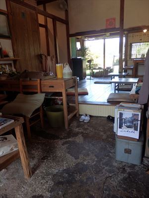 築１００年の納屋をリノベーション☆古民家カフェ♪ビスタリ食堂