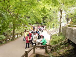 【トピックス】新緑満喫！箕面滝道でウォークラリーイベント開催