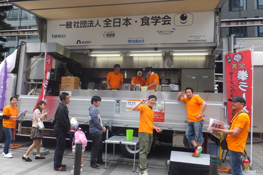 大阪・三休橋筋　「食フェスティバル」　大勢のお客さんにご来場して頂きました！