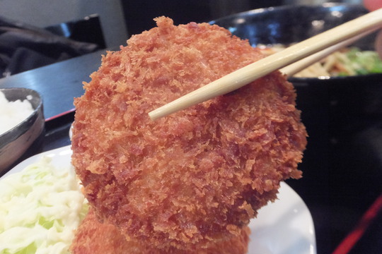 京橋　「天神らぁめん」　とてもお得な15時からの揚げ物定食！