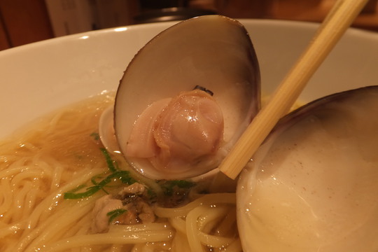 梅田・ルクア　「銀座　篝（かがり）」　関西初出店！旨味が詰まった蛤と牡蠣の汐SOBA！