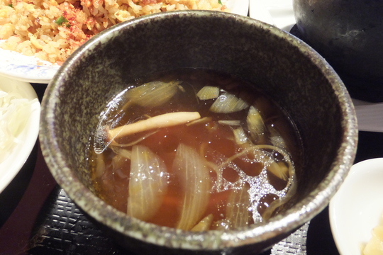 なんば　「天天酒家」　四川チャーハンと四川麻婆豆腐のお得なランチセット！