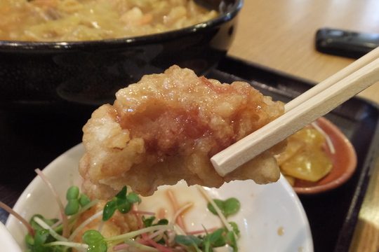 吹田・江坂　「八番館」　海鮮カレーちゃんぽんセットがボリューミーでお腹いっぱい！