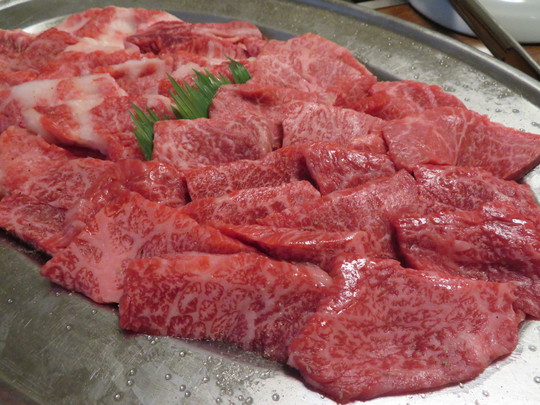 神戸・西元町　「肉のオカダ」　小野ちゃん会のラストを飾る美味しい黒毛和牛を頂きました！