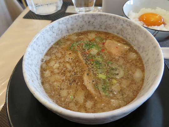 新大阪　「五山」　アゴ出汁が効いたあご出汁つけ麺！
