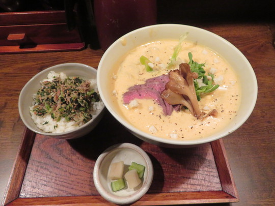 神戸・住吉　「伝統自家製麺　い蔵　住吉店」　季節限定で優しい味わいの旨み絞り出し海老豆乳饂飩！