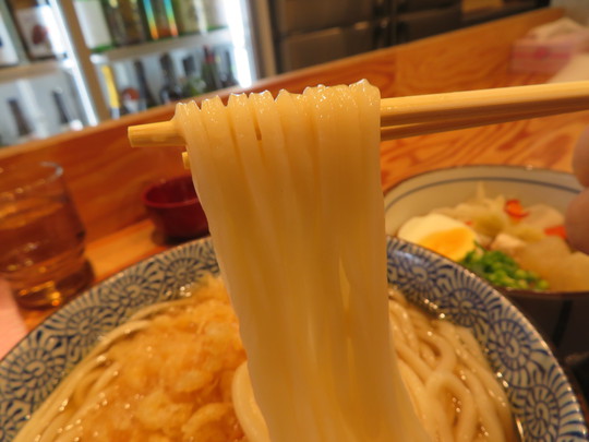 浪速・なんば　「き田たけうどん」　カレー大阪つけ麺とアテで昼飲み出来ます！