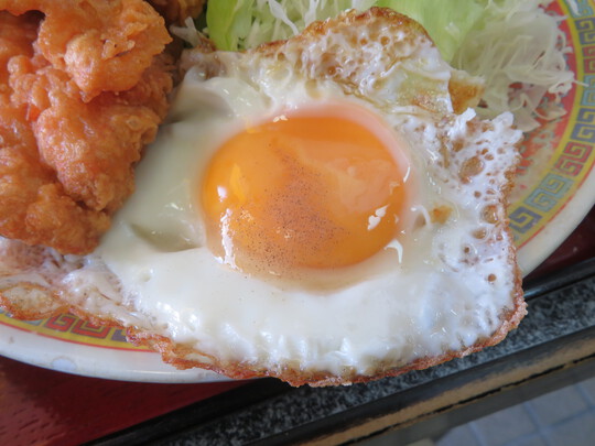 生野・林寺　「中華料理　笑福亭」　衝撃的なほどビックな唐揚げがボリューミーの若鶏からあげ定食！