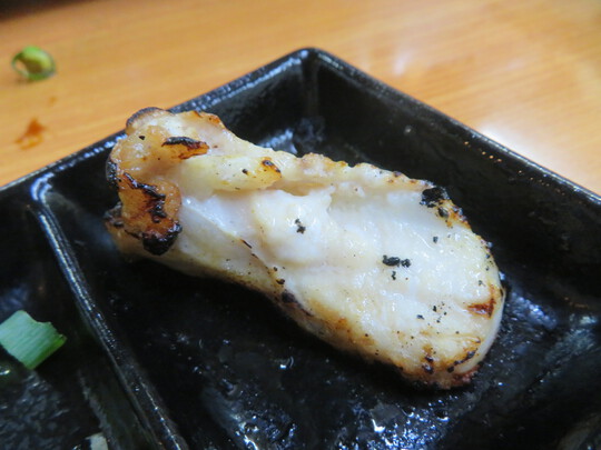 宝塚・小林　「おおとり食堂」　鶏肉を焼肉スタイルで焼く地元に愛される人気の鶏焼きのお店です！