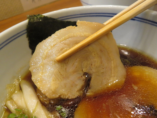 福島　「別邸　三く　中華㐂蕎麦　萃（すい）」　太麺との相性バッチリの旨味が詰まったつけそば！