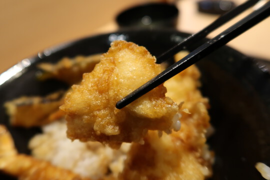 本町・船場センタービル　「健菜天　佳川」　上質の天丼がリーズナブルに頂けます！
