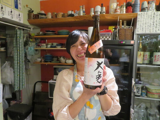 明石・本町　「国産チーズ酒場　Ace（エース）」　お任せチーズ５種盛合せと日本酒との組合せがいいですね！