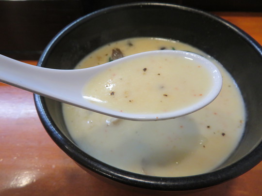 豊中・小曽根　「ラーメン哲史（テツシ）」　クリーミーで旨味たっぷりの牡蠣クリームつけ麺！