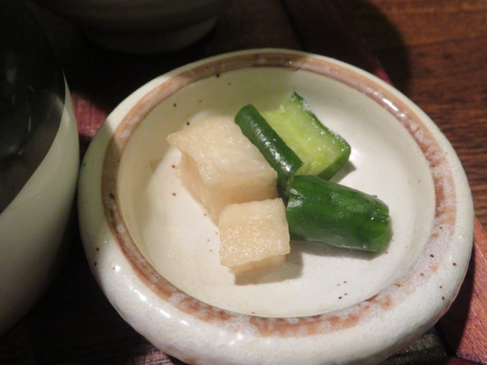 神戸・住吉　「伝統自家製麺　い蔵」　組合せが絶妙な牛すじと揚げ茄子ぶっかけ！