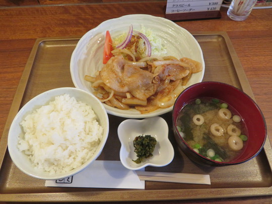 神戸・住吉　「Cafe 凛 Rin」　ほっこり出来るアットホームなカフェで国産素材に拘った豚のしょうが焼き定食！