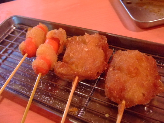 関大前　「串カツ ボンクラ」　サクッと串カツを食べる！！！