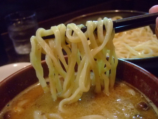 昭和町　らの道１３　「麺屋 彩々」　やっぱりここは味噌つけ麺