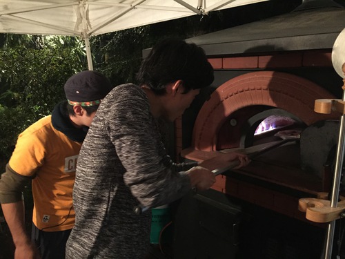京王多摩川アンジェ　BBQ-VILLAGEでピザ作り！