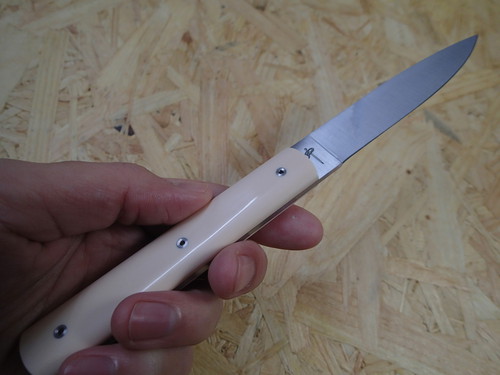 何たる美！フランス製ナイフ「Perceval(ペルスヴァル)」