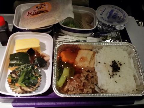 中国東方航空機内食